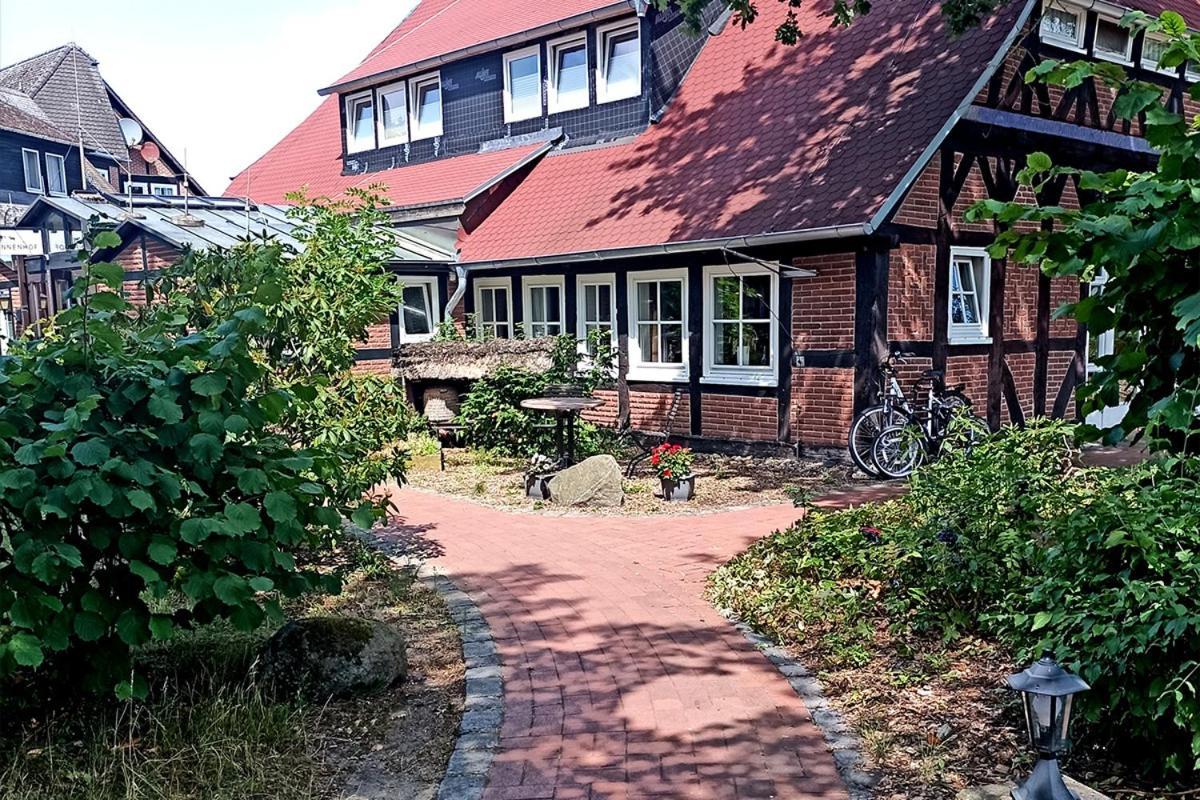 Ihr Ferien Hotel Brunnenhof Suhlendorf エクステリア 写真