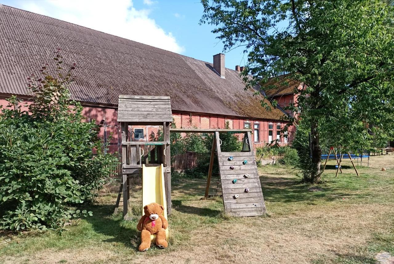 Ihr Ferien Hotel Brunnenhof Suhlendorf エクステリア 写真