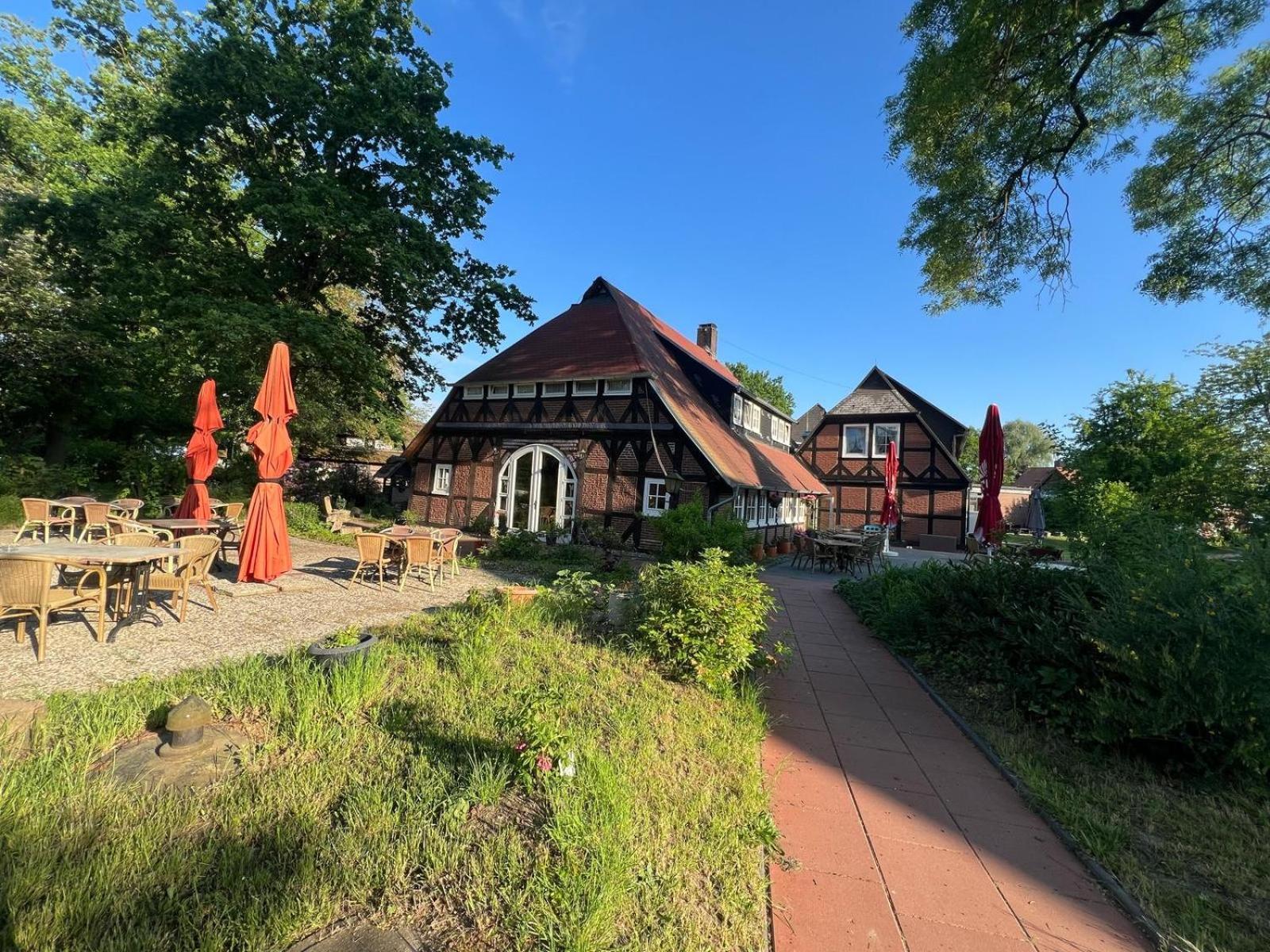 Ihr Ferien Hotel Brunnenhof Suhlendorf エクステリア 写真