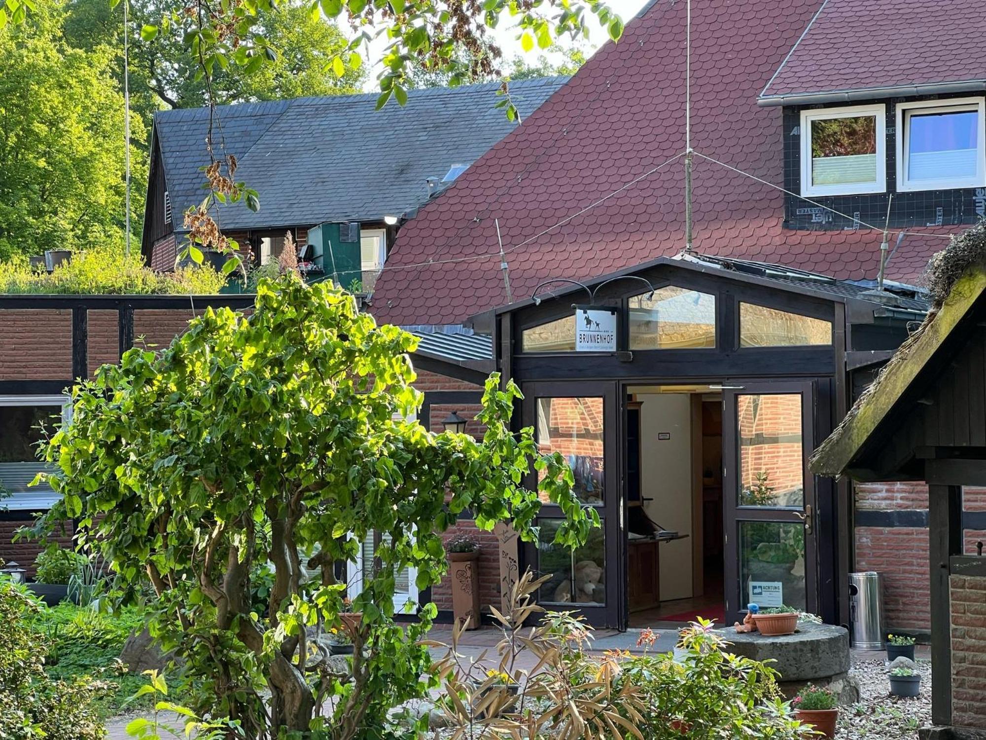 Ihr Ferien Hotel Brunnenhof Suhlendorf エクステリア 写真